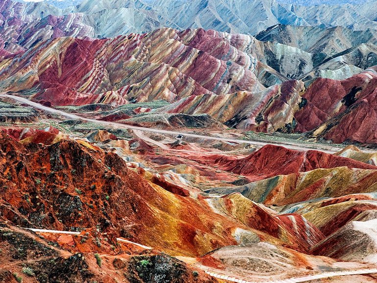 Цветные скалы Чжанъе Данксиа